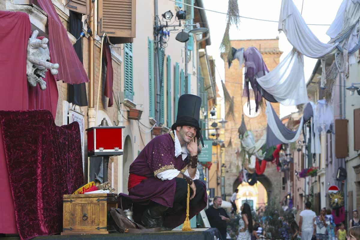 Romagna Eventi:La Notte delle Streghe San Giovanni in Marignano 23 Romagna Eventi:La Notte delle Streghe San Giovanni in Marignano 4